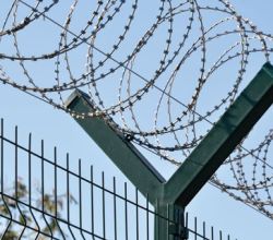 Özgürler Çit Sistemi